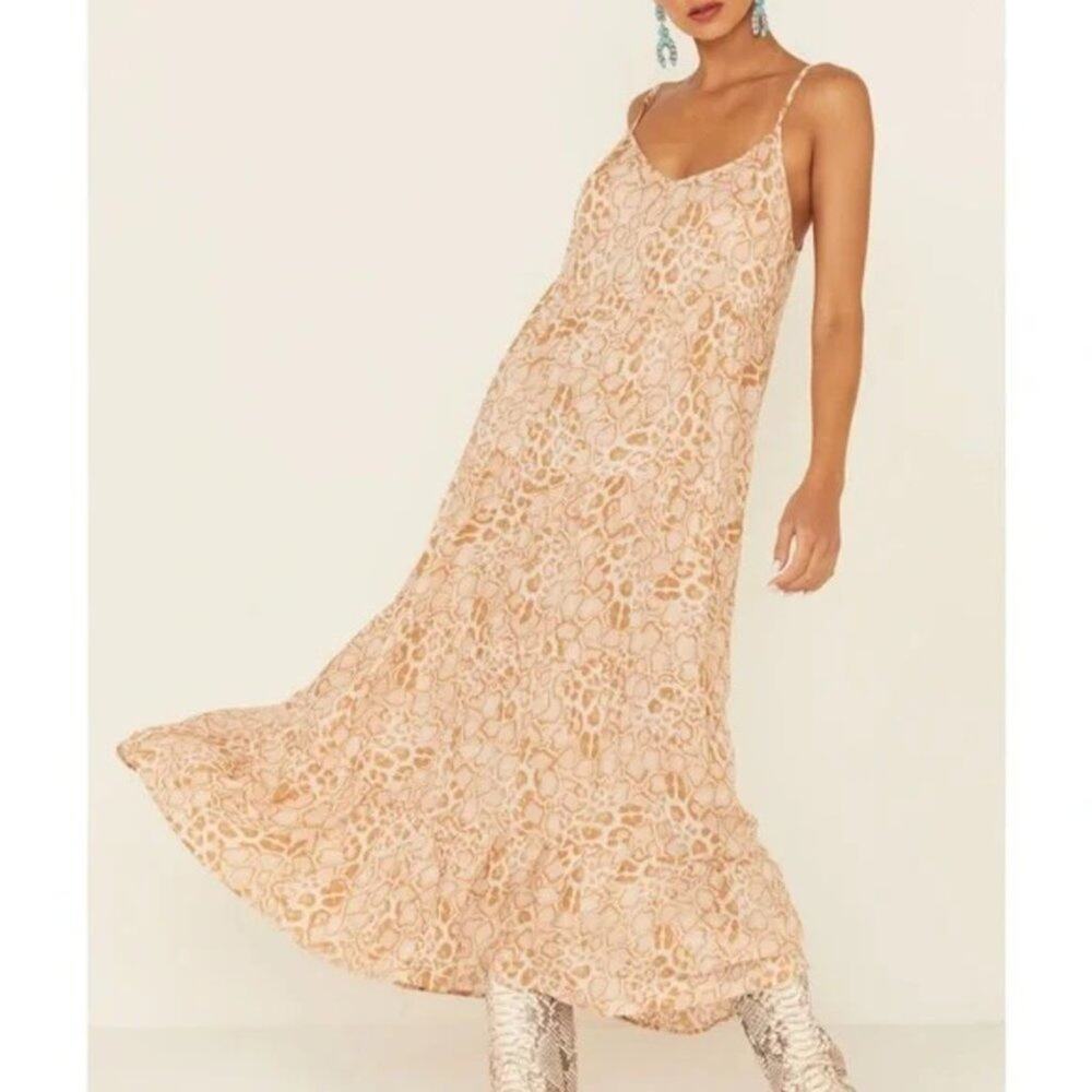 Show Me Your Mumu Caroline Sandy Cheetah Maxi Dress Size Medium NWT - Picture 2 of 16